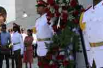 Presidente de Guinea Ecuatorial rinde honores a José Martí