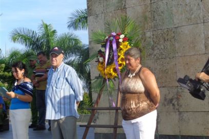 Rinden tributo al Che aniristas villaclareños