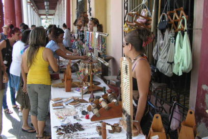 Cerca de 100 creadores en Holguín para participar en Iberoarte 2014