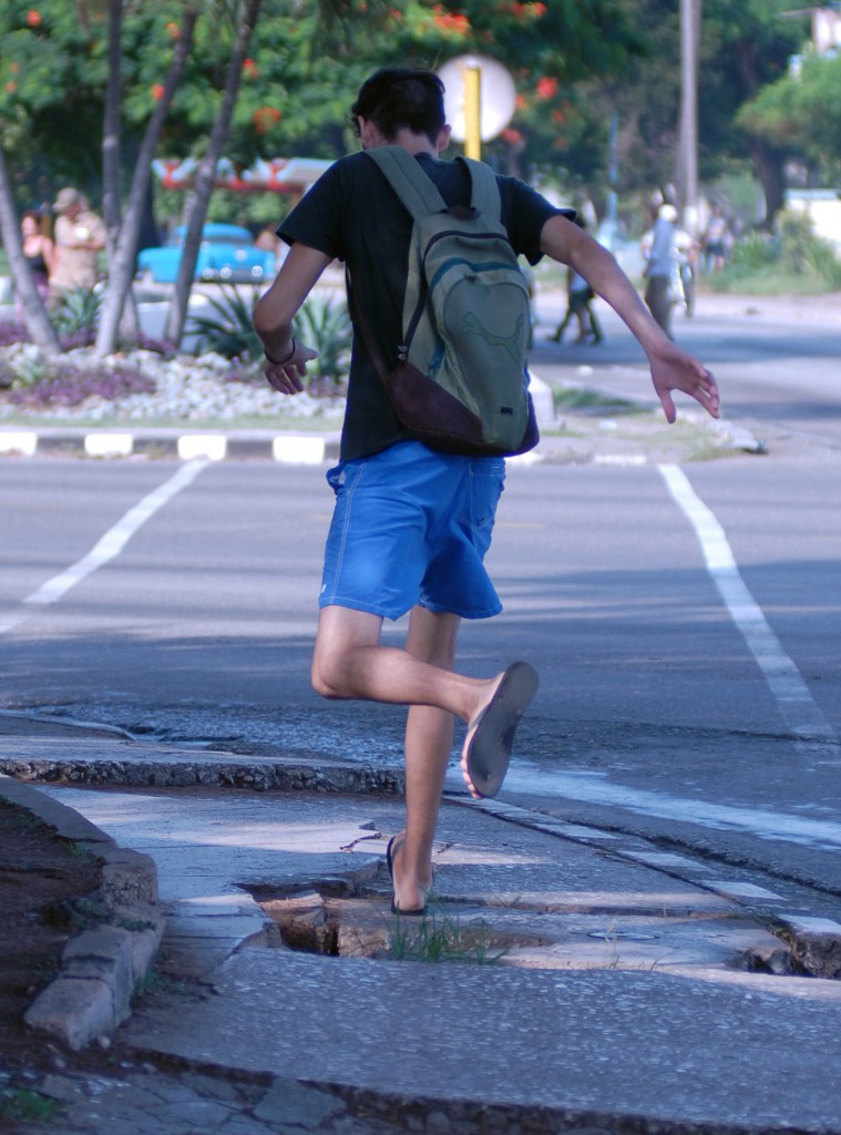 ¡Juventud, divino tesoro! ¿Qué quedará para los que ya no podemos saltar así? Foto: Heriberto González