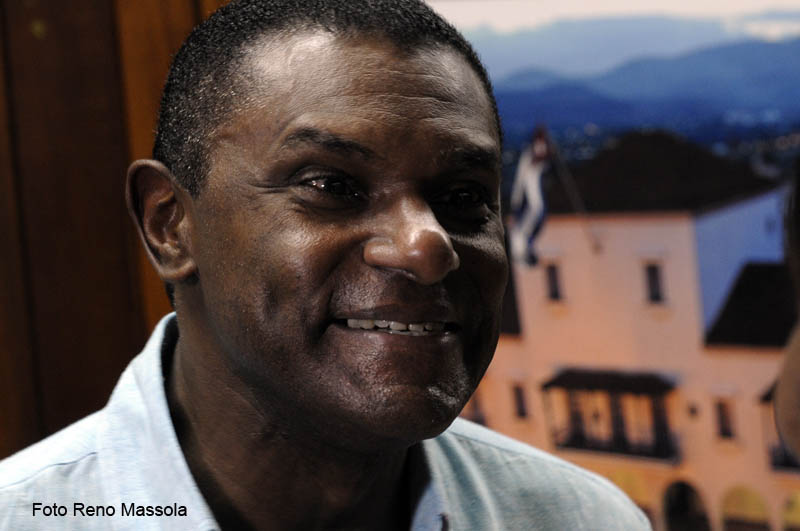 Esto es un viejo sueño hecho realidad, reconoció El Canario minutos después ante la prensa: Yo crecí escuchando esa música y es la que me gusta cantar, lo he hecho toda la vida.