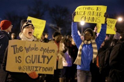 Libre policía que mató a joven negro: Estalla la ciudad de Michael Brown