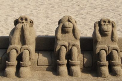 ¿No ver, no oír, no hablar?