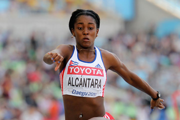 Dailenis Alcántara se estiró hasta los 14.09 metros para llevarse la medalla de plata.
