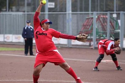 Softbol (f) discutirá la corona