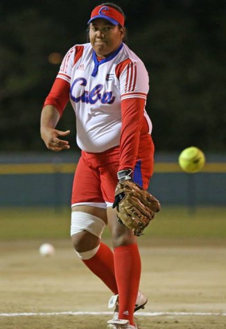 Softbol (f) alcanza su primera victoria