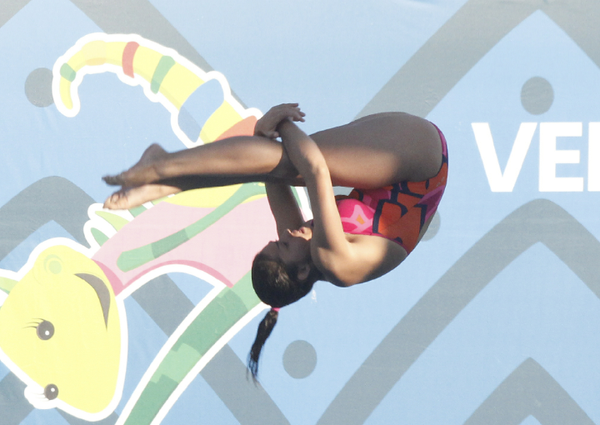La clavadista mexicana Dolores Hernández obtuvo este domingo su tercer oro en las pruebas de trampolín.