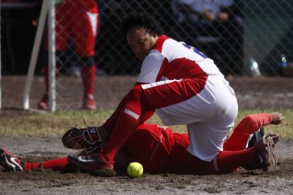 Softbolistas blanquean a Dominicana