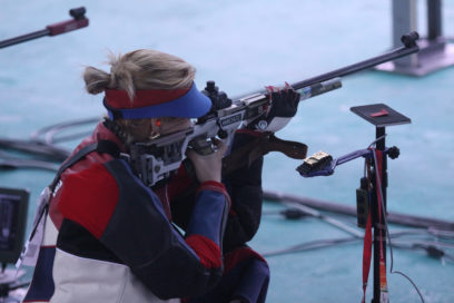 Eglys: Otro oro y una leve sonrisa