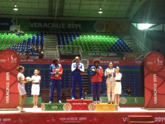 Seily Mendoza con estocadas de oro