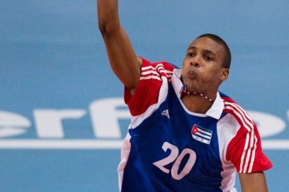 Remates de bronce para voleibolistas cubanos