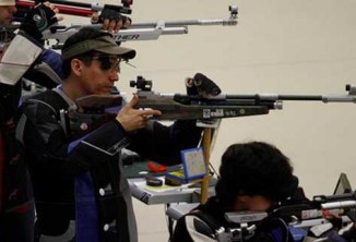 Rifle: Estopiñán de oro y bronce por equipo
