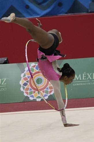 Gimnasia rítmica cierra con plata y bronce