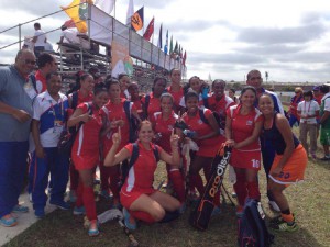 Las muchachas de hockey sobre césped