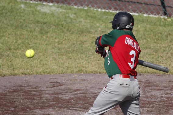 México derrotó a Cuba 2-0 y nos dejó en bronce en el sóftbol (m)