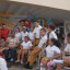 Encuentro de generaciones. A la izquierda, el profesor Elioberto. Al frente (en una silla de ruedas y con los espejuelos en la cabeza) Adrián. Foto: Agustín Borrego