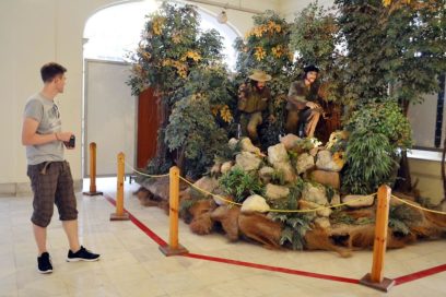 Instruir, formar, distraer