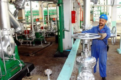 Refinería de petróleo de Cienfuegos: de siete, siete, y con eficiencia