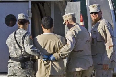 Gobierno de Uruguay confirma llegada de presos de la Base Naval de Guantánamo