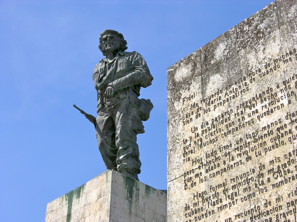 SANTA-CLARA-Che-Guevara-memorial