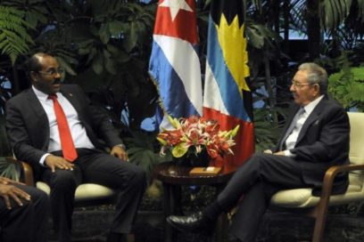 Sostuvo Raúl conversaciones oficiales con el Primer Ministro de Antigua y Barbuda
