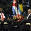 El General de Ejercito Raúl Castro Ruz (D), Presidente de los Consejos de Estado y de Ministros de Cuba, y Gastón A Browne (I), Primer Ministro de Antigua y Barbuda, y Ministro de Finanzas, durante las conversaciones oficiales, en el Palacio de la Revolución, en La Habana, Cuba, el 07 de diciembre de 2014. Foto: Abel Padrón Padilla