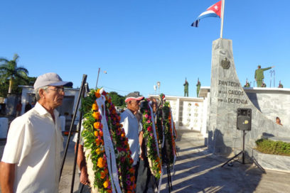 Tributo y compromiso