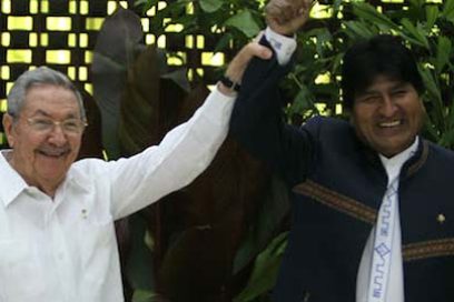 Sostuvo Raúl encuentro con Evo Morales