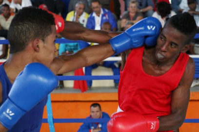 Primeros golpes del Girón