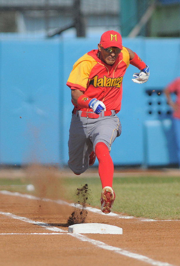 Dainer Moreira se impuso en dos pruebas de habilidades. de home a primera y en la vuelta al cuadro. Foto. Roberto Ruiz