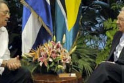 Sostuvieron encuentro Raúl y el Primer Ministro de Santa Lucía