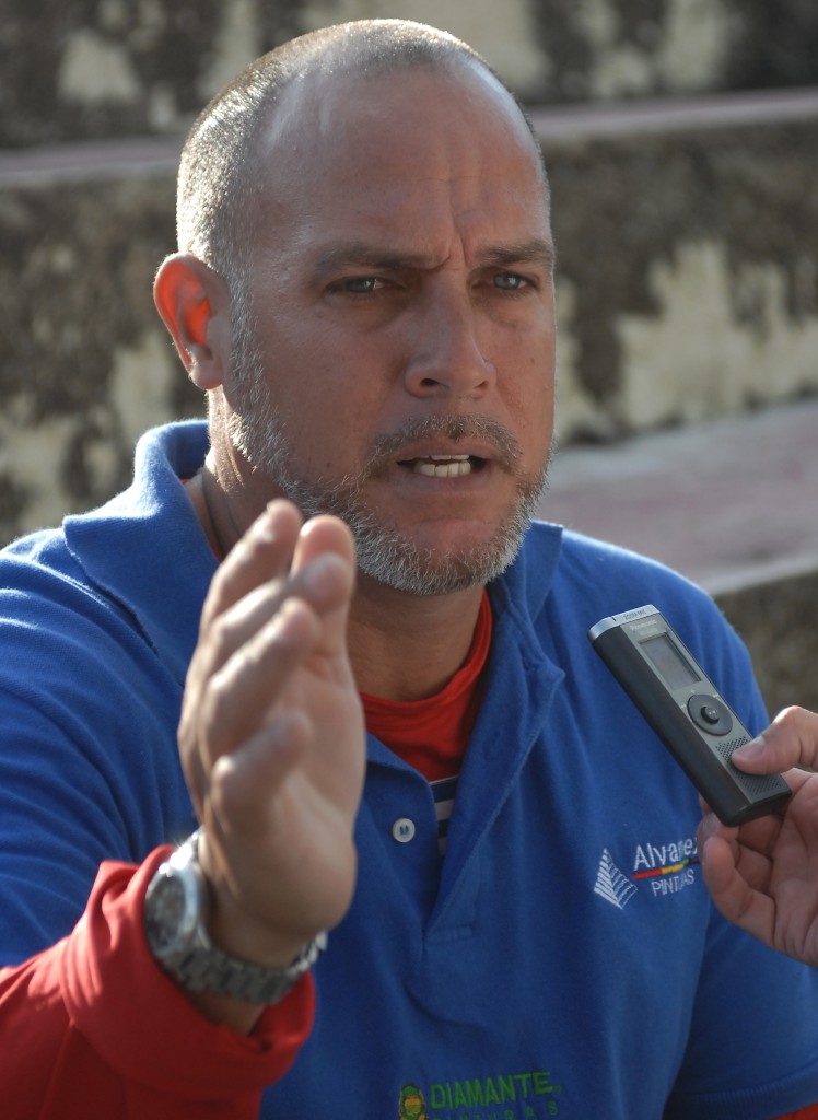 El profesor Alejandro Placer. Foto: Heriberto González Brito.