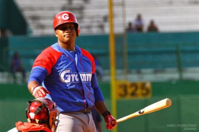 Out 27: Pasajes solo para cuatro