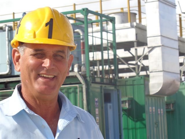 El ingeniero Gustavo Gómez inició el proyecto y 14 años después continúa desarrollándolo y ampliándolo. Foto: Lourdes Rey Veitia