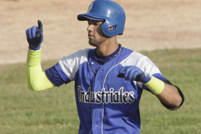 Out 27: Lourdes Gourriel, !qué hermanito!