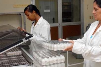 Valoran importancia de la ciencia y la tecnología para Cuba