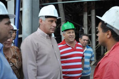 Insta Díaz-Canel a potenciar trabajo con la historia y valores
