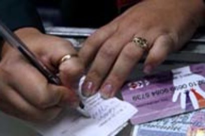 Ampliarán sistemas informáticos para uso de tarjetas en tiendas