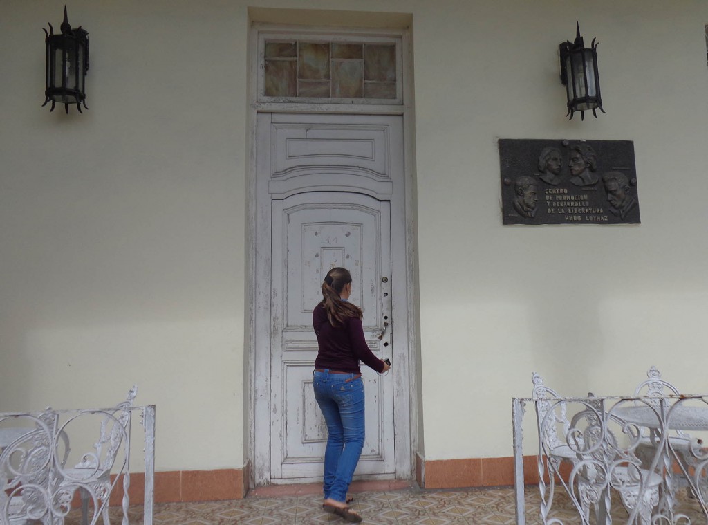 El Centro de Promoción y Desarrollo de la Literatura Hermanos Loynaz de Pinar del Río festejó sus 25 años. Fotos: Del autor