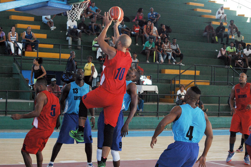 Aunque los semifinalistas de la LSB 2015 ya están definidos, aún la composición de los duelos podría cambiar. Foto: César A. Rodríguez