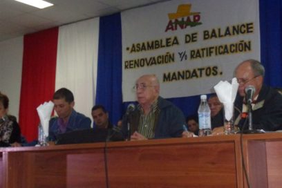 Insta Machado Ventura a potenciar centros integrales de acopio de leche