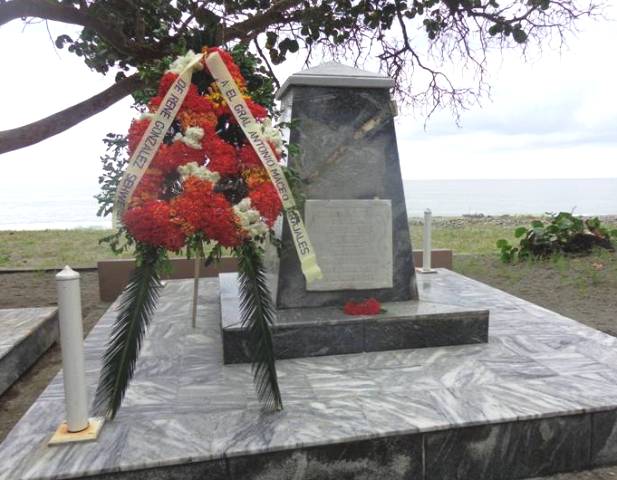 Monumento en playa Duaba por donde desembarcan los hermanos Maceo y Flort Crombet. Foto: Rodny Alcolea.
