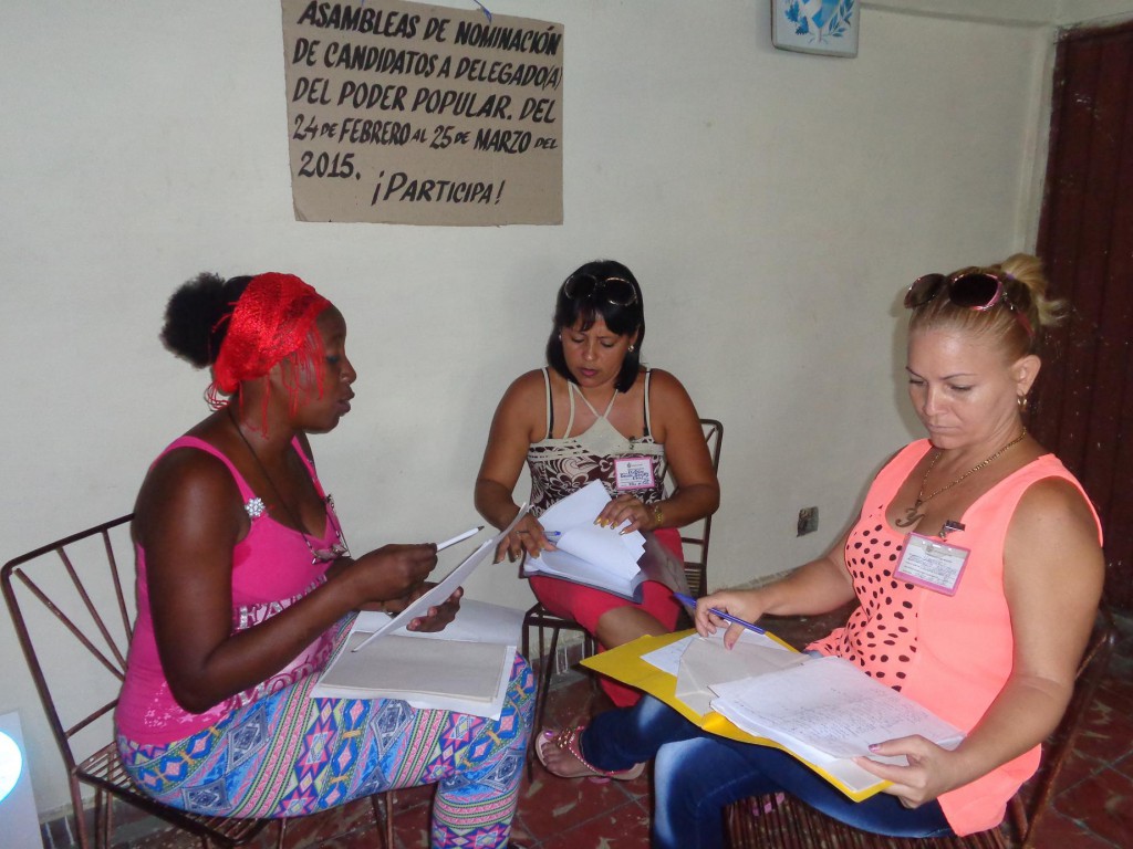 Trabajadores en comisiones electorales 1