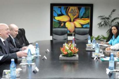 Cuba explora nuevos vínculos comerciales con Rusia y Noruega