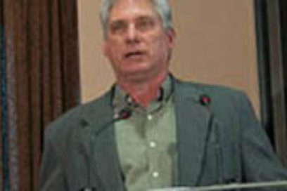 Llama Díaz-Canel a una visión de desarrollo en informatización