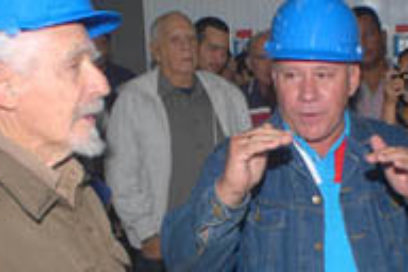 Inaugura Ramiro Valdés Central Eléctrica diésel en Moa