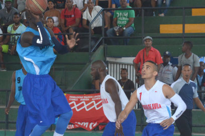 Final LSB: Capitalinos… viento en popa