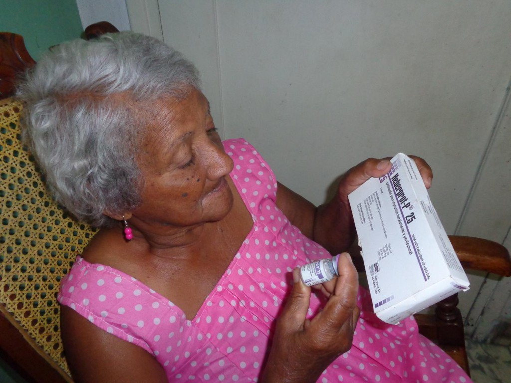 Cada cubano tratado con este medicamento tiene mucho que agradecerle a la ciencia y a la medicina de este país / Fotos de la autora
