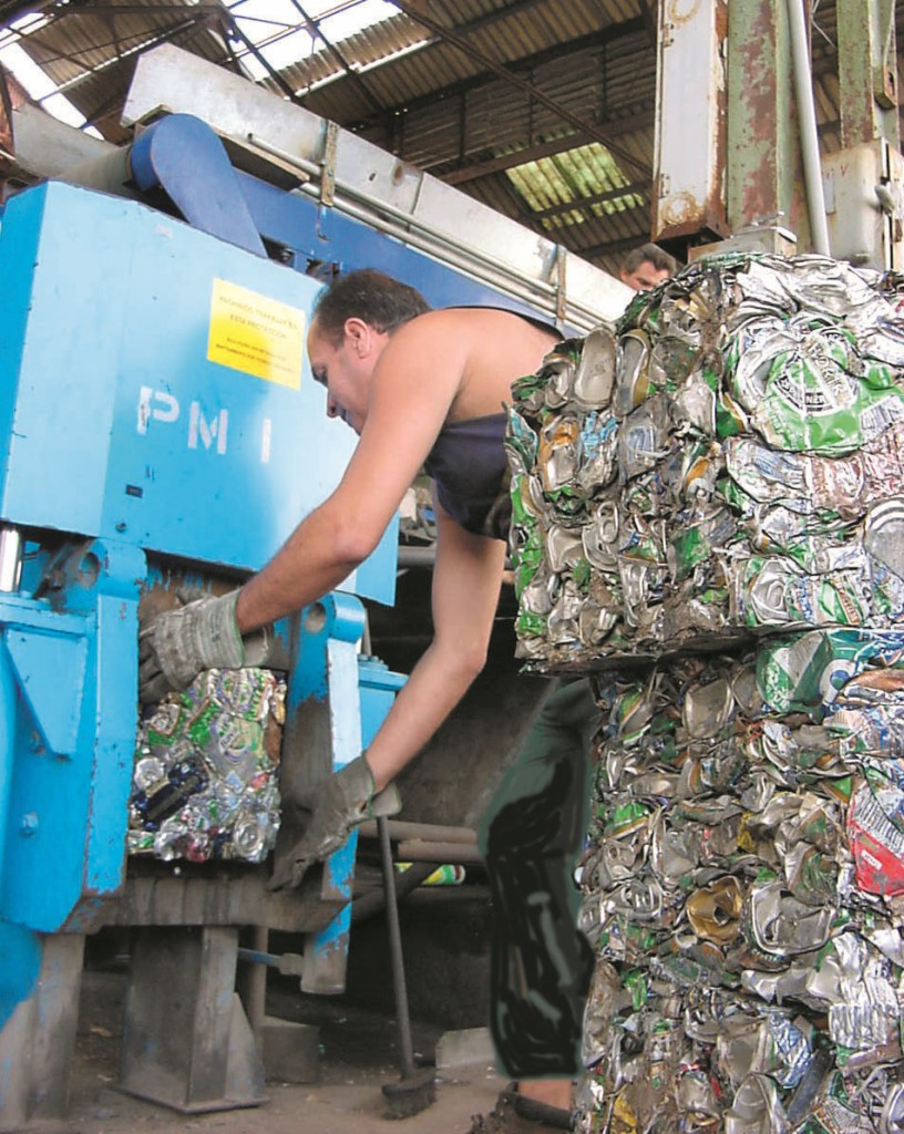 Se avanza en la creación de cooperativas no agropecuarias en la recuperación de materias primas. | foto: Agustín Borrego