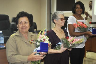 Mujeres que hacen patria